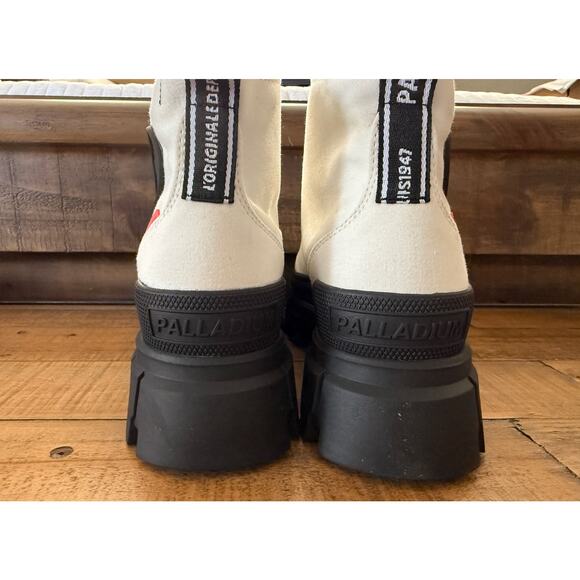 PALLADIUM Women’s Revolt Hi TX Boot In White/Black Sz 8.5 NEW - Picture 6 of 11